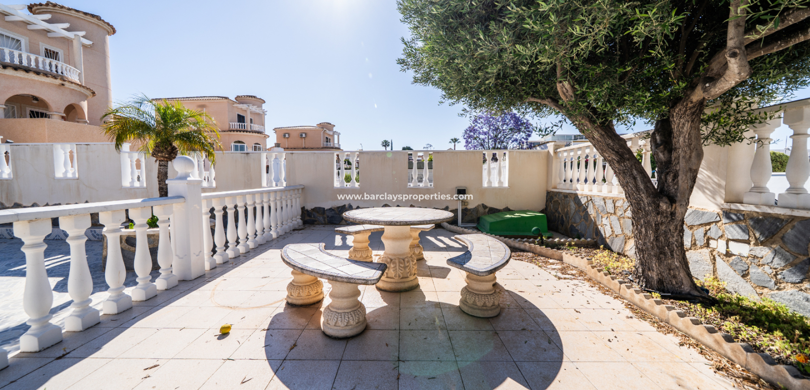 Venta - Chalet Independiente - Urb. La Marina