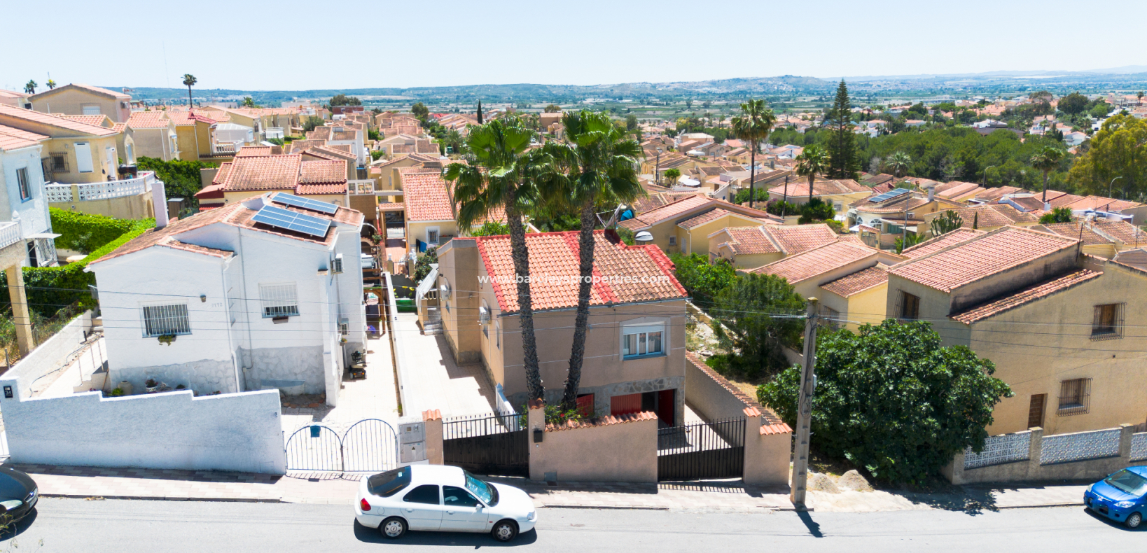 Venta - Chalet Independiente - Urb. La Marina