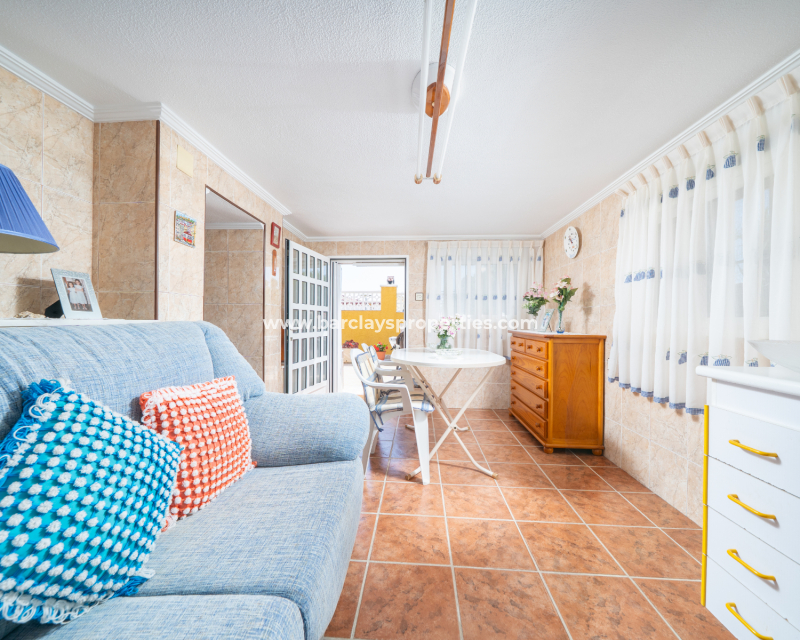 Venta - Chalet Independiente - Urb. La Marina