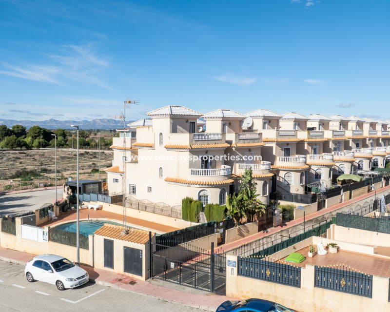 Venta - Semi Adosado - Urb. La Marina