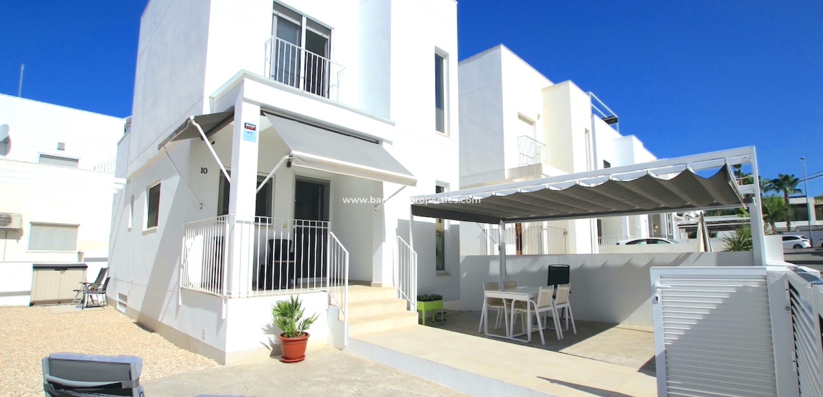 Villa en venta en La Marina