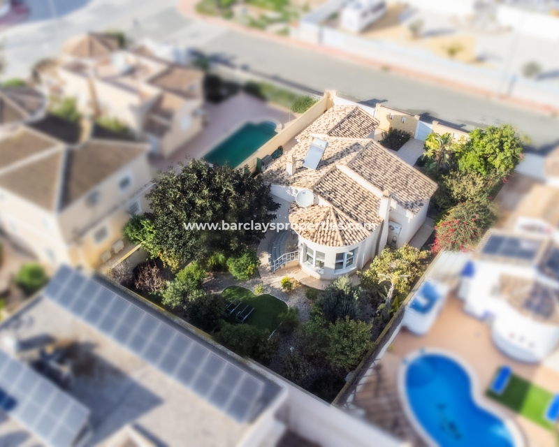 Villa en venta en La Marina 