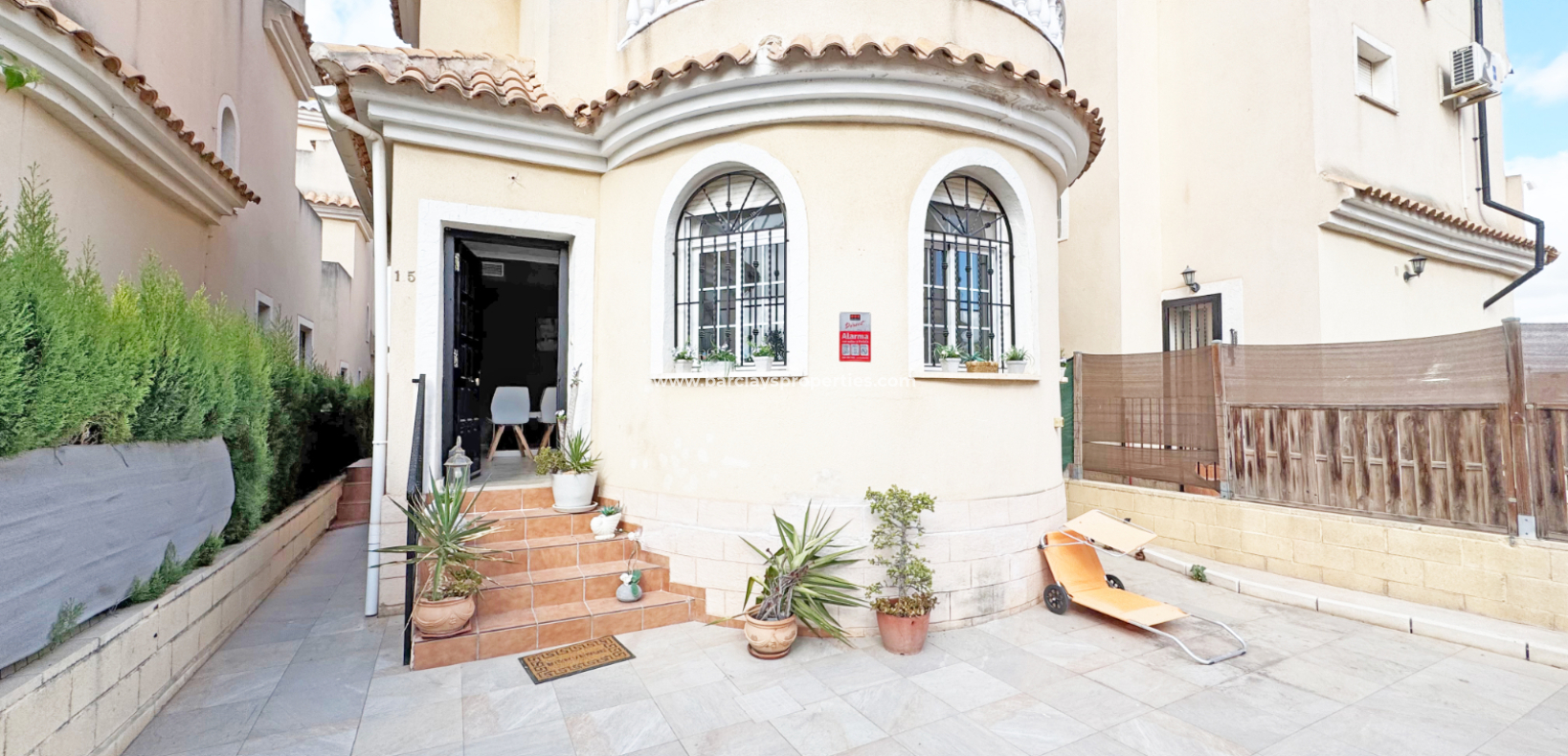 Villa independiente en venta en Costa Blanca