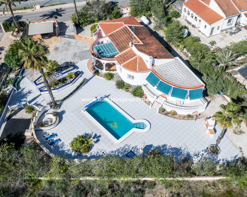 Villa individuelle en vente à Alicante