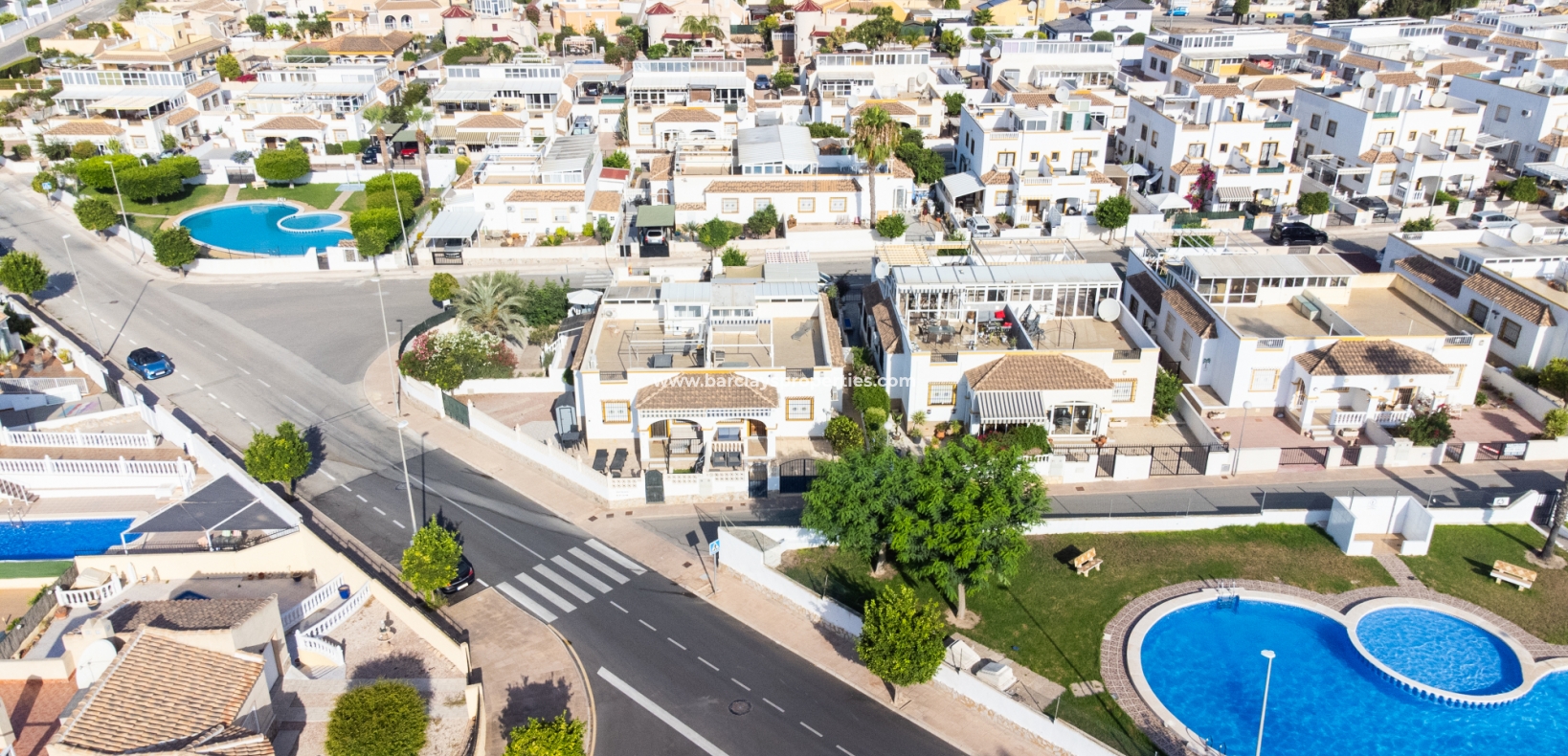 Villa jumelée à vendre à La Marina