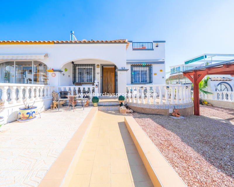 Villa Quad en venta en Alicante
