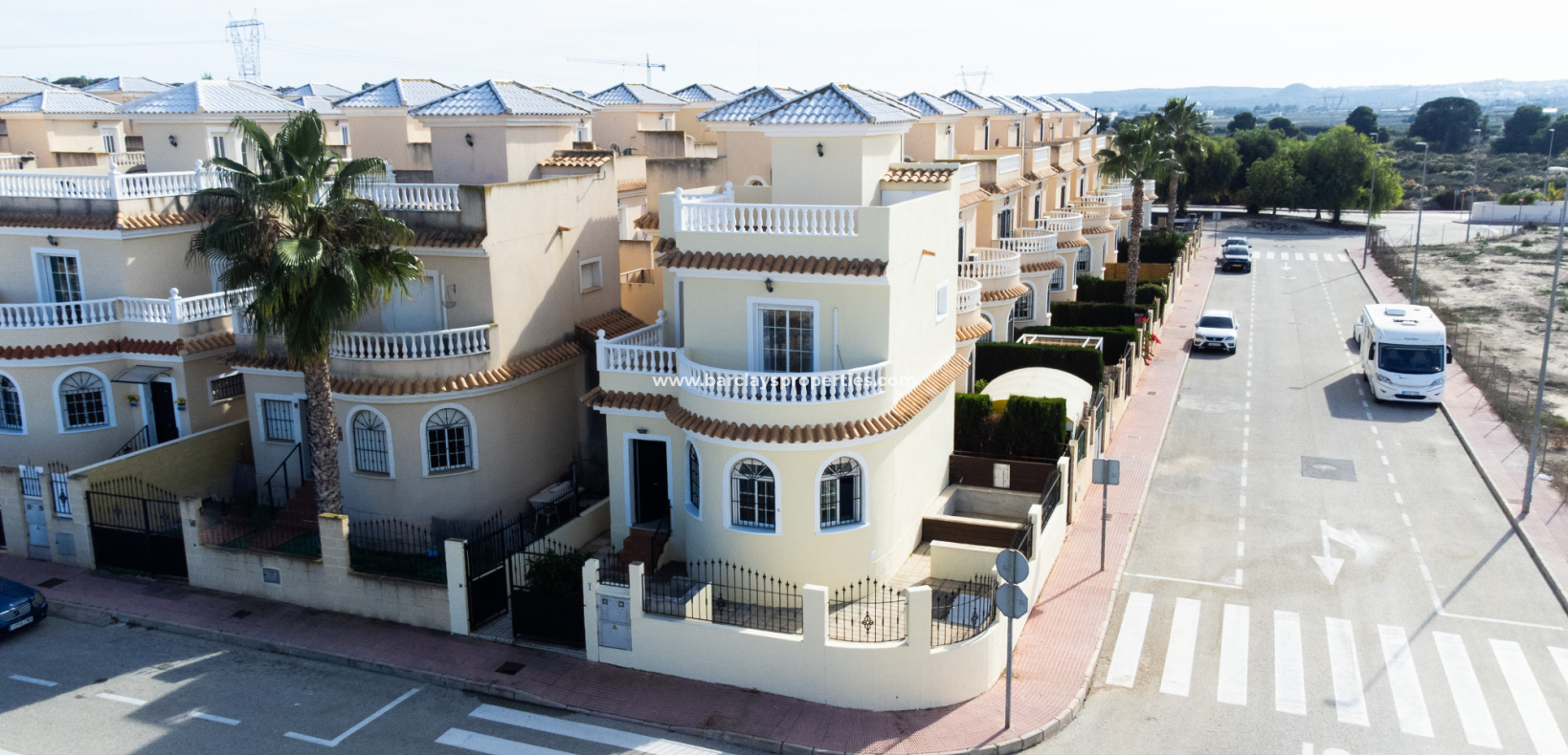Vrijstaande Villa te koop in La Marina