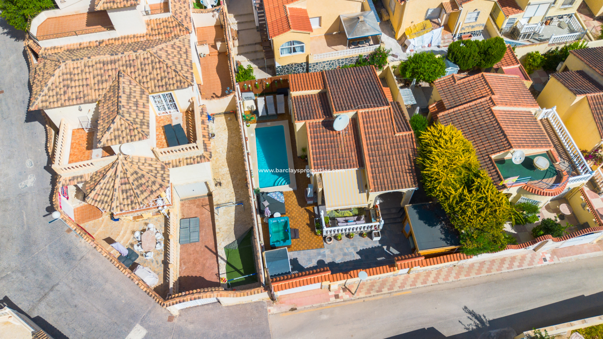 Vrijstaande Villa - Wederverkoop - Urb. La Marina - 6213