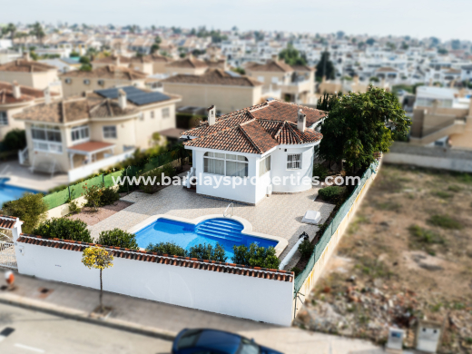 Vrijstaande Villa · Wederverkoop · Urb. La Marina · Urb. La Marina