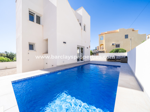 Vrijstaande Villa · Wederverkoop · Urb. La Marina · Urb. La Marina
