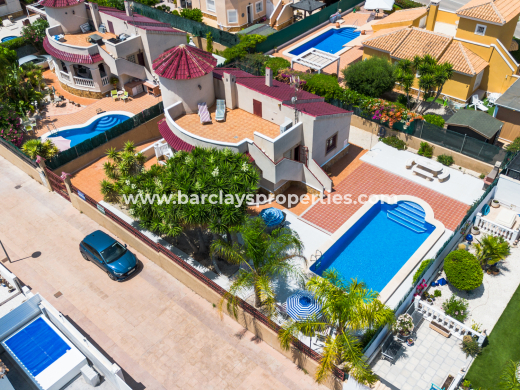 Vrijstaande Villa · Wederverkoop · Urb. La Marina · Urb. La Marina