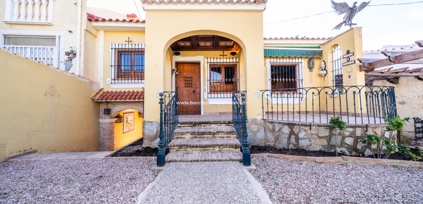 Vrijstaande woning te koop in La Marina