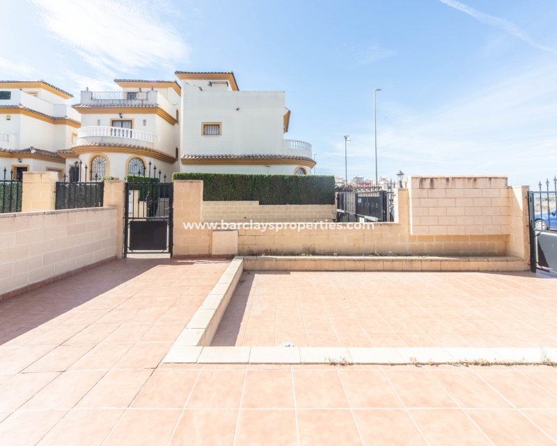Wederverkoop - Apartment - Urb. El Oasis - La Marina