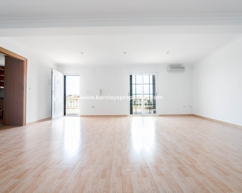 Wederverkoop - Apartment - Urb. La Marina