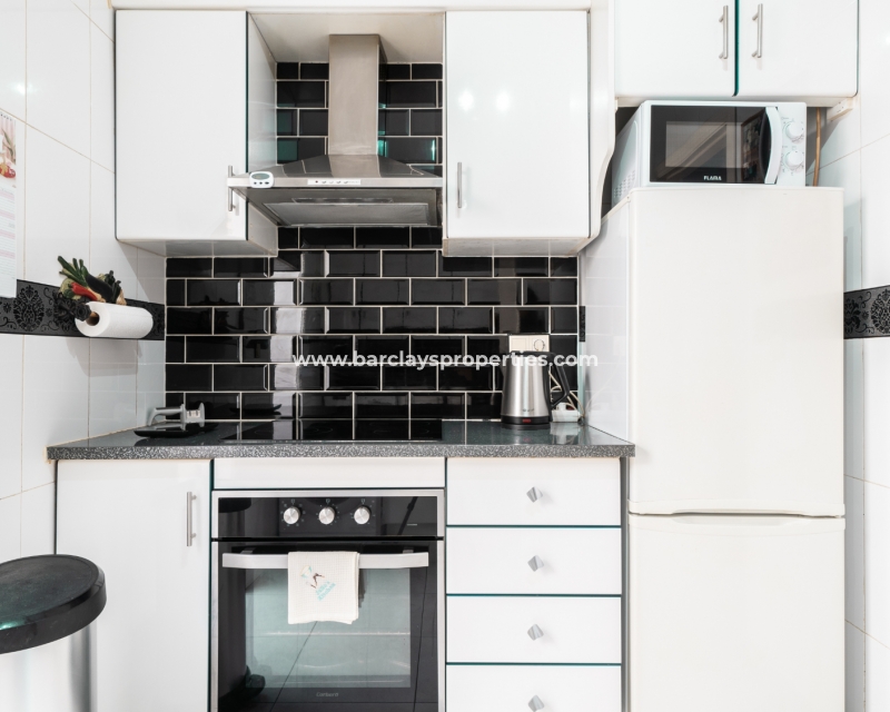 Wederverkoop - Apartment - Urb. La Marina