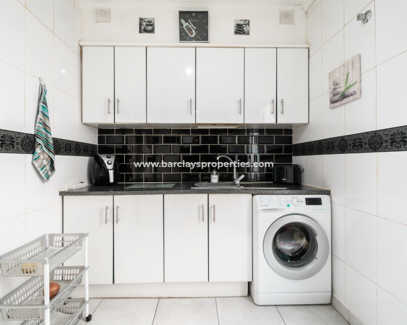 Wederverkoop - Apartment - Urb. La Marina