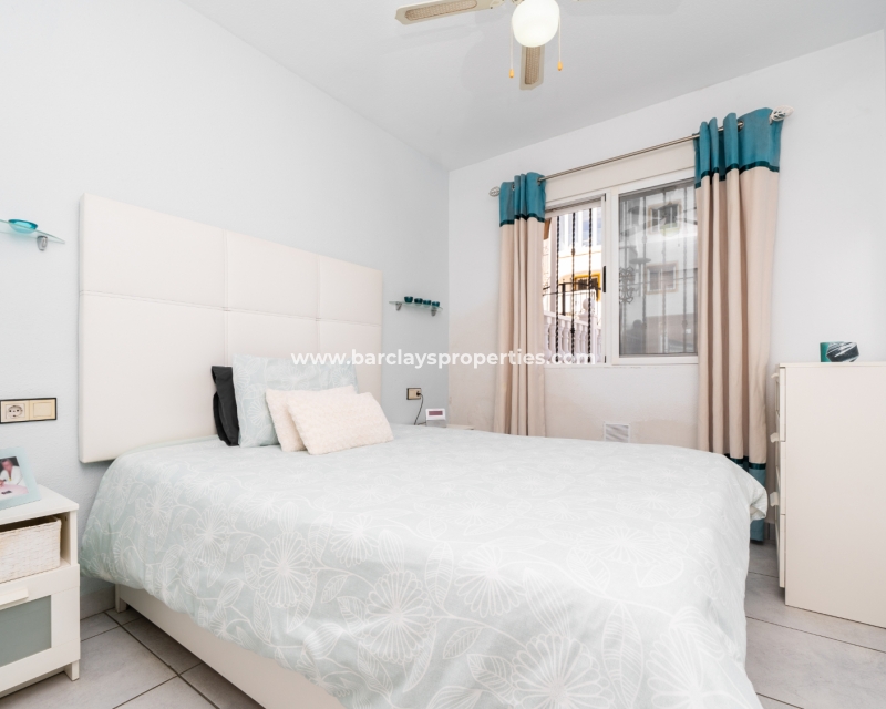 Wederverkoop - Apartment - Urb. La Marina