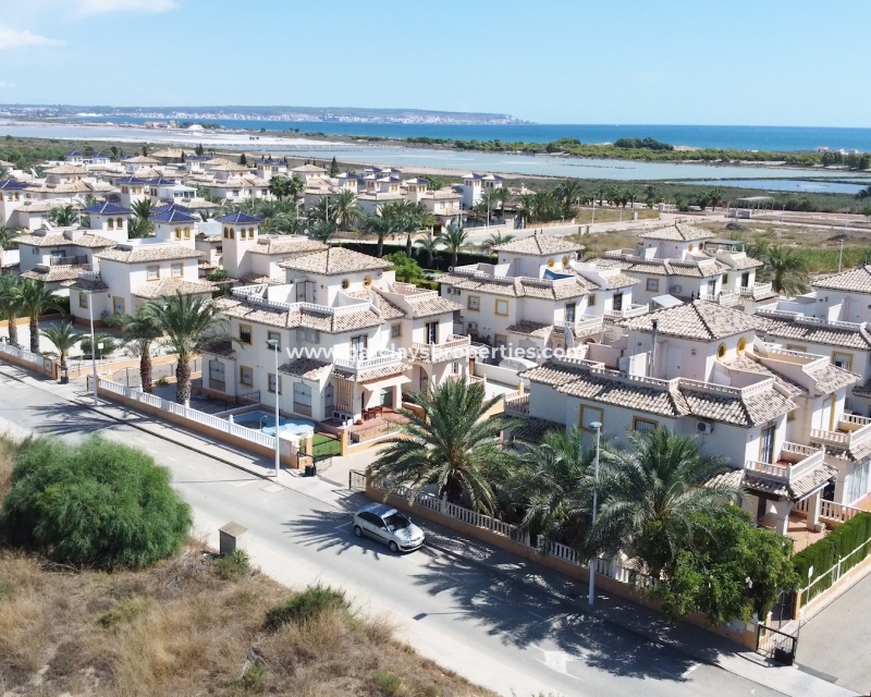 Wederverkoop - Quad - El Pinet Beach