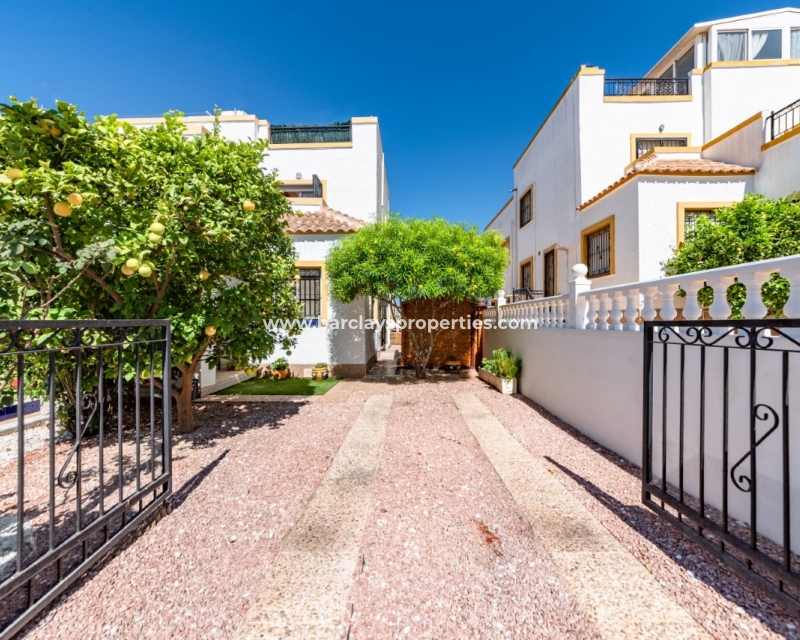 Wederverkoop - Quad - Urb. La Marina