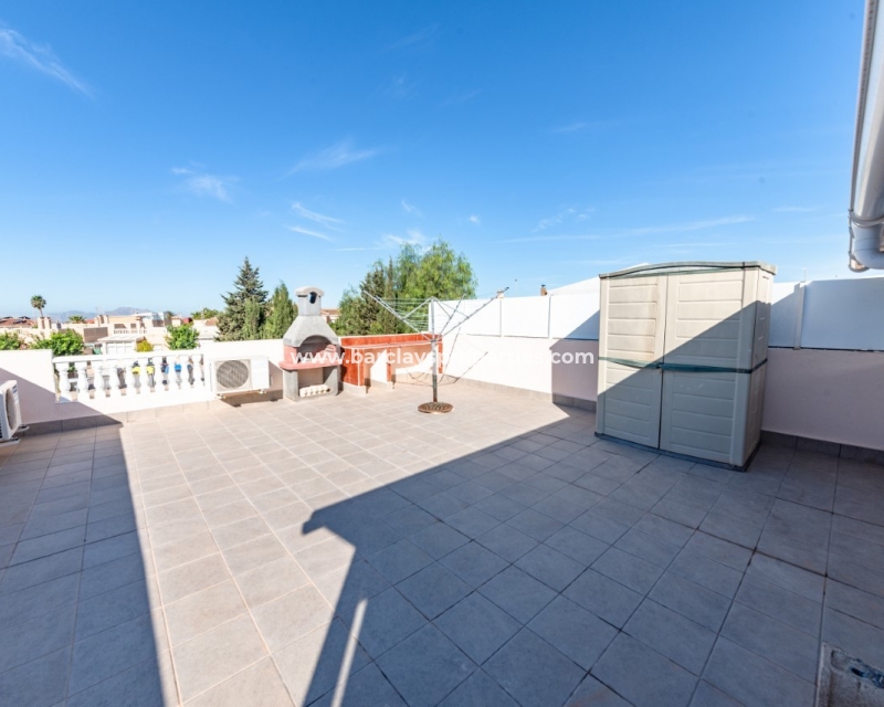 Wederverkoop - Quad - Urb. La Marina