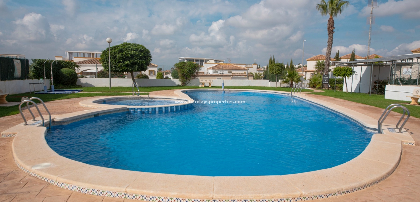 Wederverkoop - Quad - Urb. La Marina