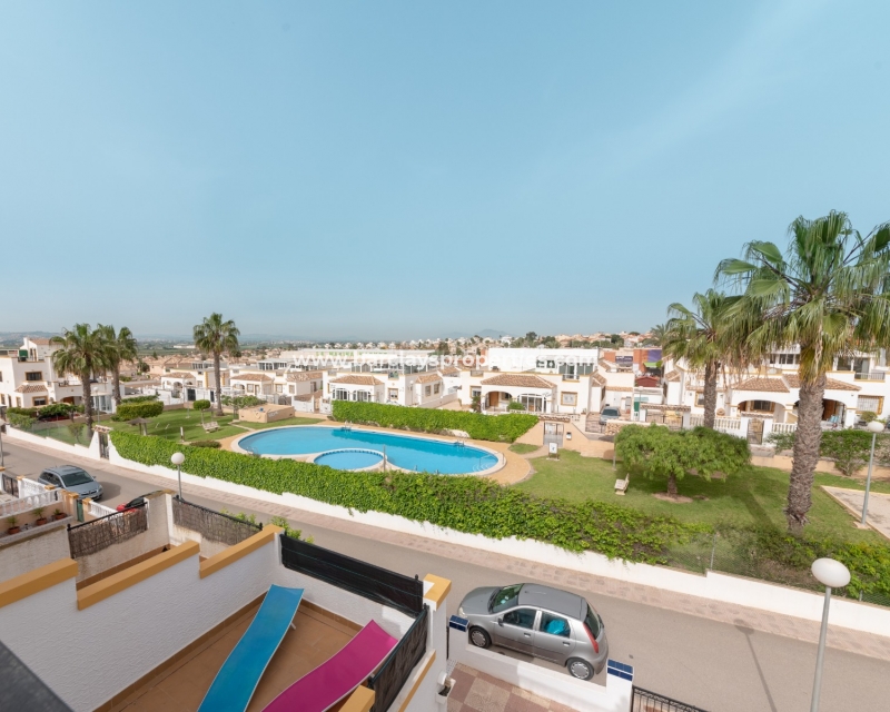 Wederverkoop - Quad - Urb. La Marina