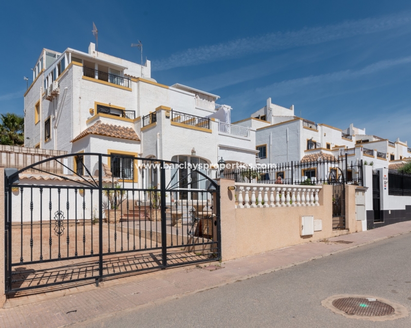 Wederverkoop - Quad - Urb. La Marina