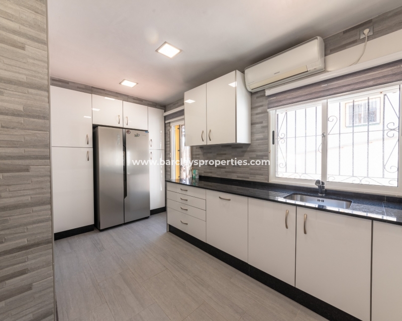 Wederverkoop - Quad - Urb. La Marina