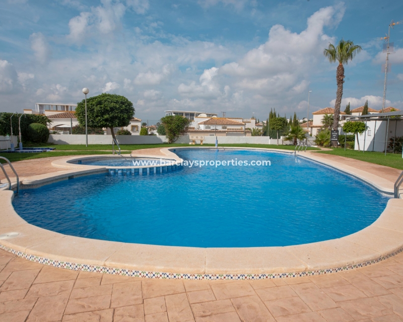 Wederverkoop - Quad - Urb. La Marina