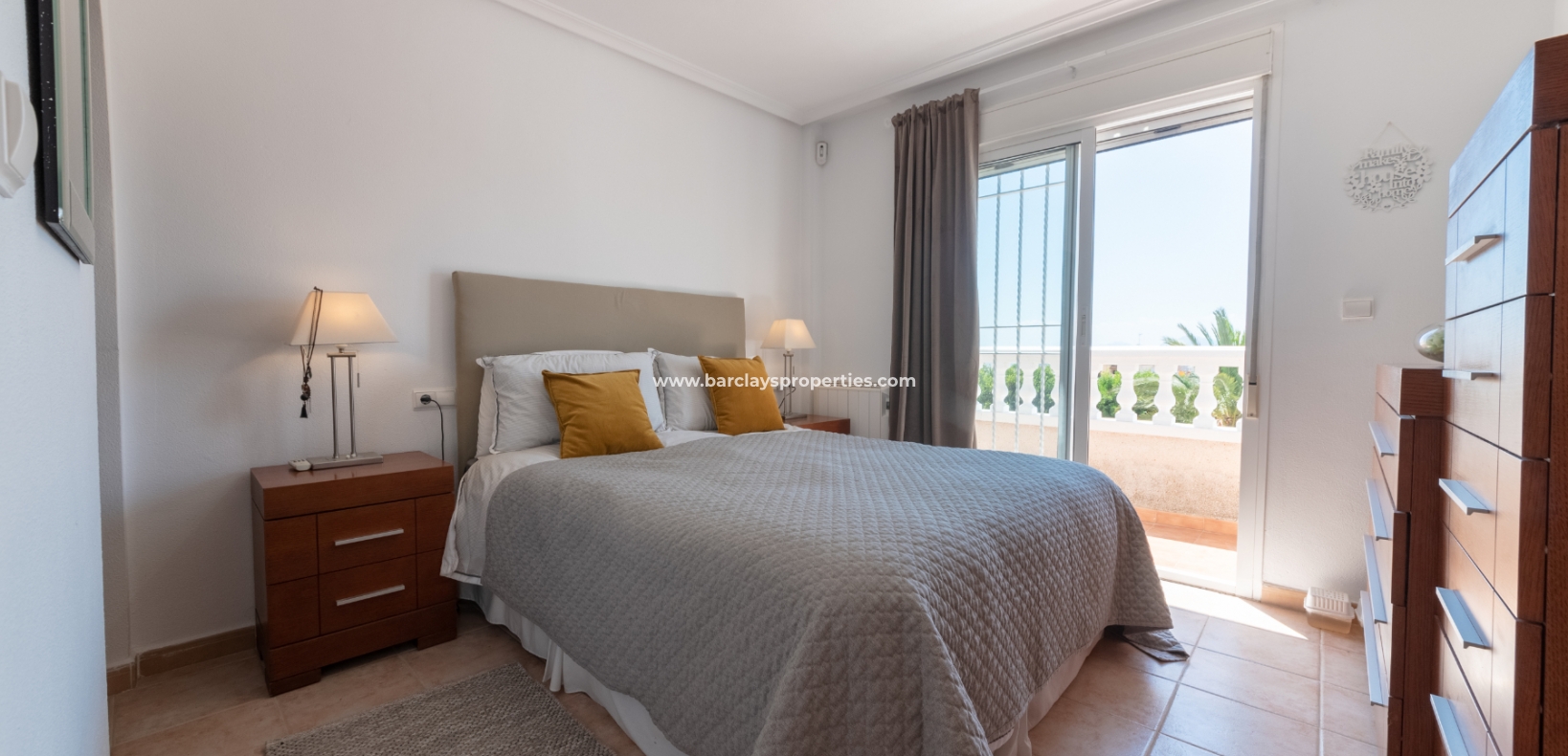 Wederverkoop - Quad - Urb. La Marina