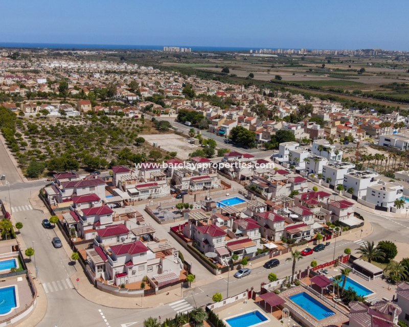 Wederverkoop - Quad - Urb. La Marina