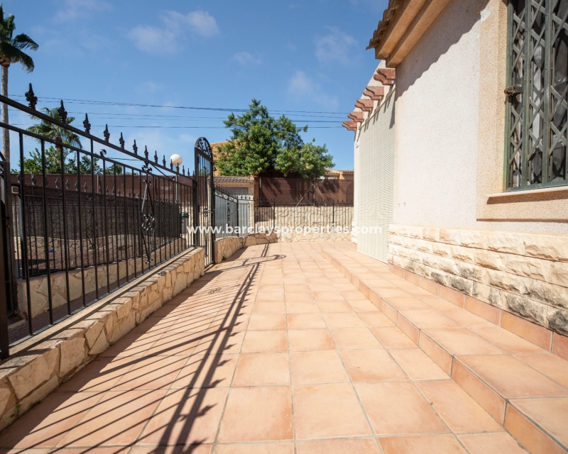 Wederverkoop - Quad - Urb. La Marina