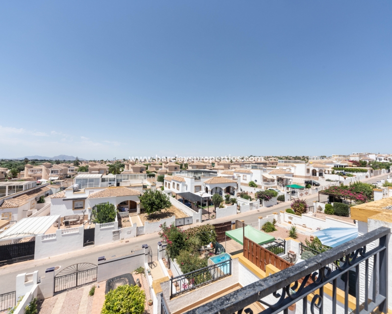 Wederverkoop - Quad - Urb. La Marina