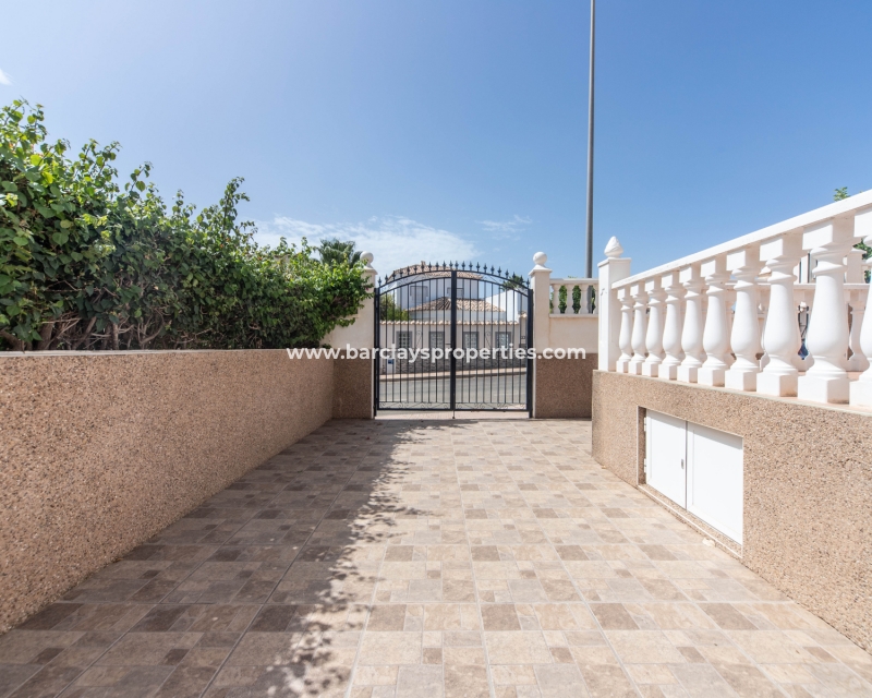 Wederverkoop - Quad - Urb. La Marina