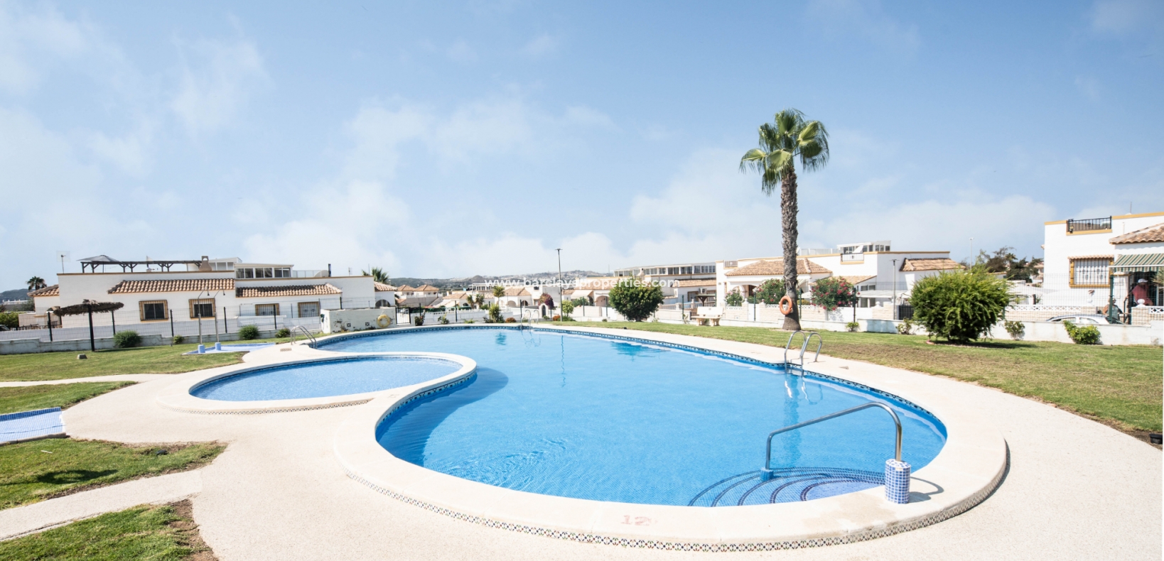 Wederverkoop - Quad - Urb. La Marina