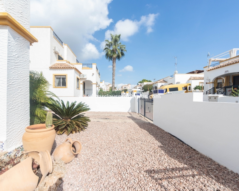 Wederverkoop - Quad - Urb. La Marina