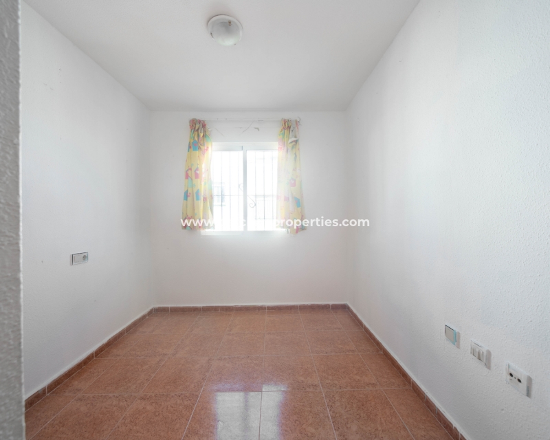 Wederverkoop - Quad - Urb. La Marina