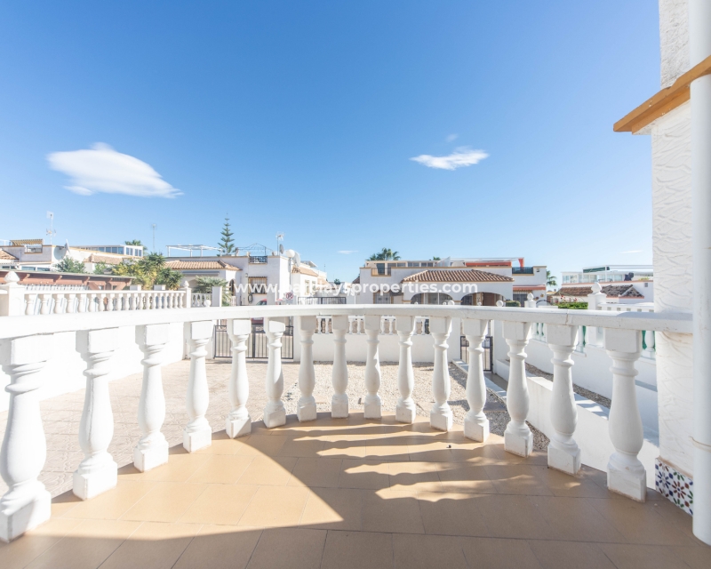 Wederverkoop - Quad - Urb. La Marina