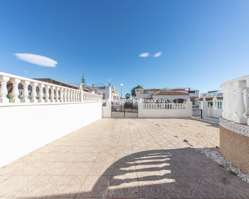 Wederverkoop - Quad - Urb. La Marina