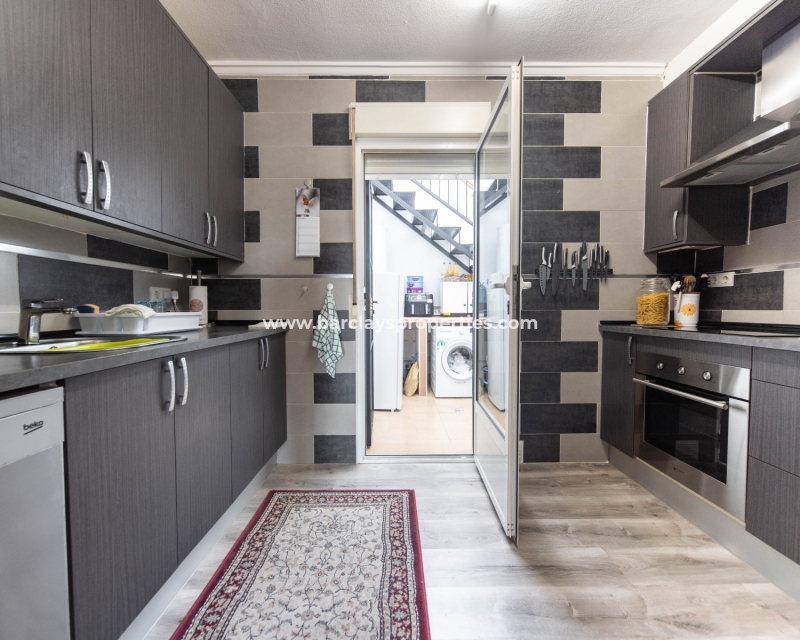 Wederverkoop - Quad - Urb. La Marina