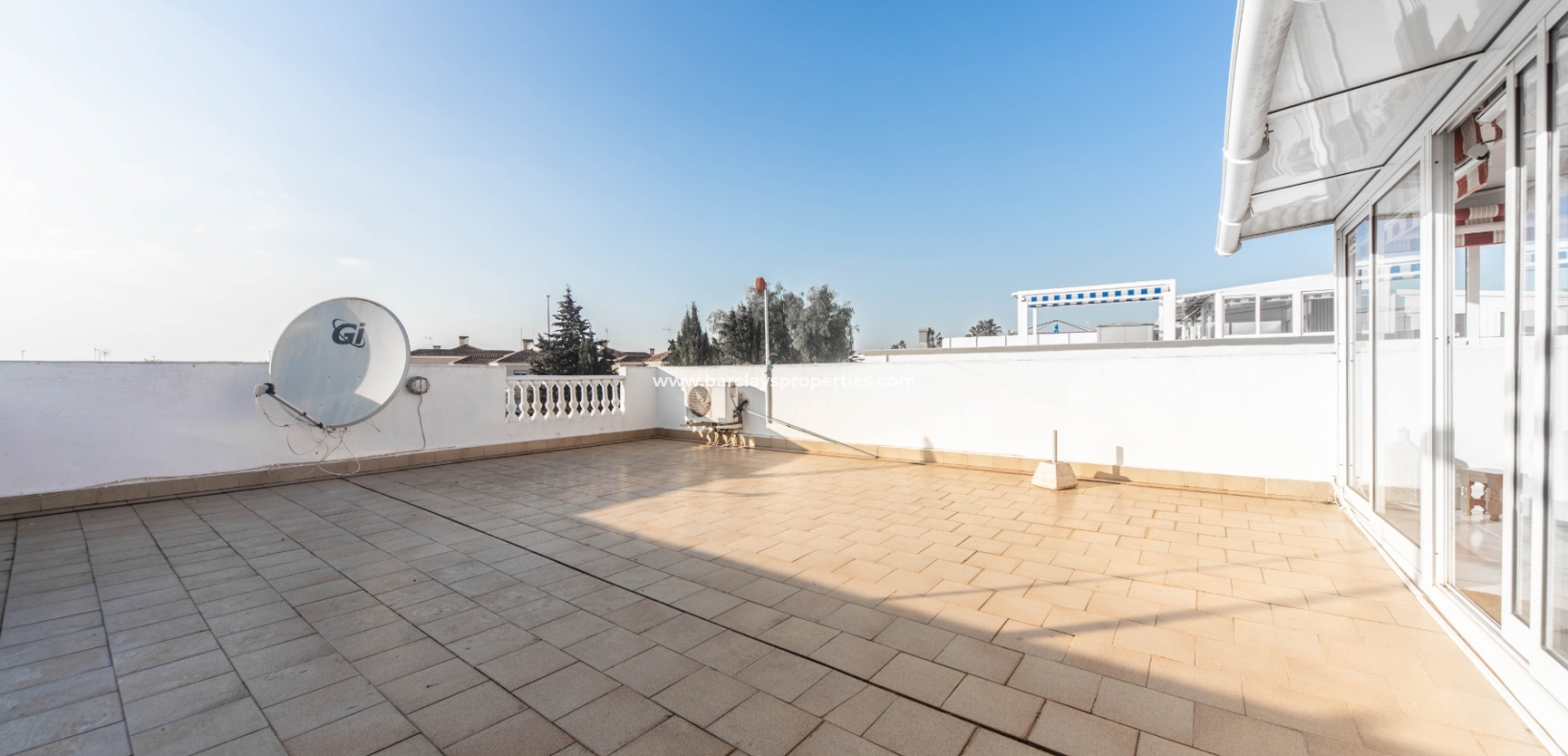 Wederverkoop - Quad - Urb. La Marina