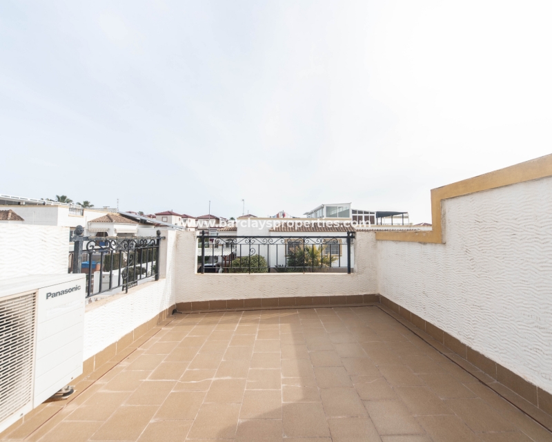 Wederverkoop - Quad - Urb. La Marina