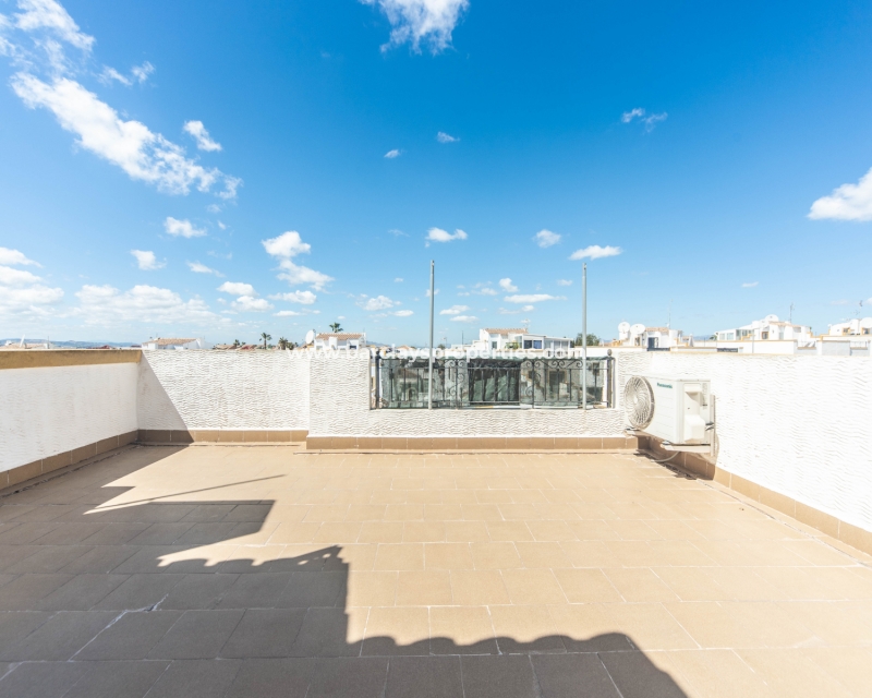 Wederverkoop - Quad - Urb. La Marina