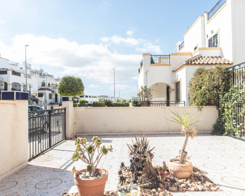 Wederverkoop - Quad - Urb. La Marina