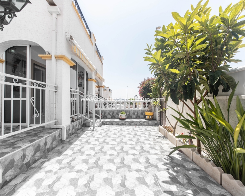 Wederverkoop - Quad - Urb. La Marina