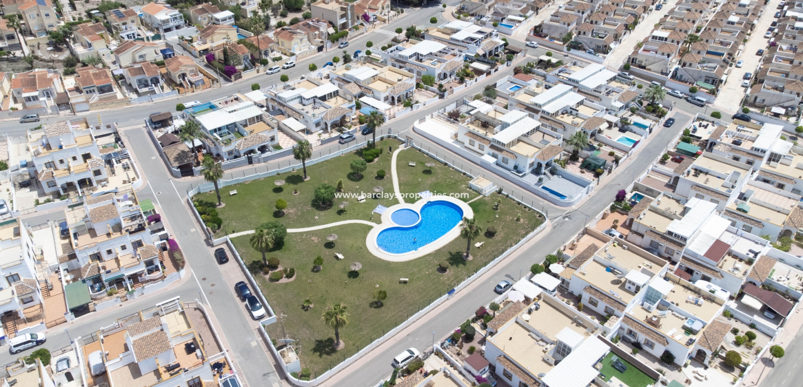 Wederverkoop - Quad - Urb. La Marina