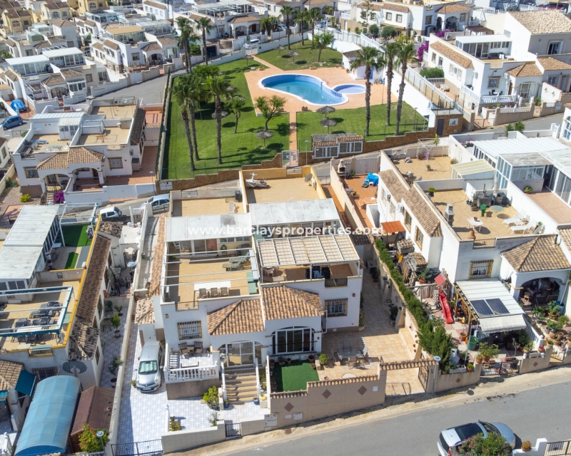 Wederverkoop - Quad - Urb. La Marina