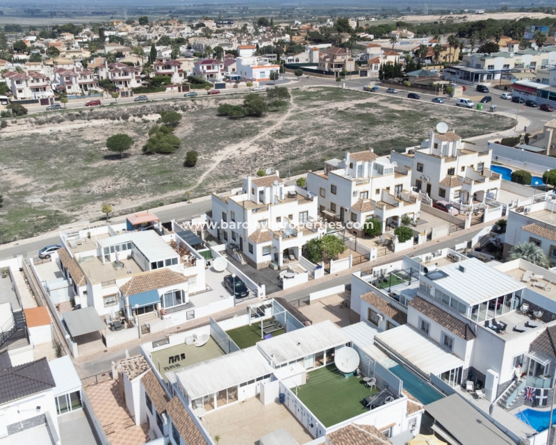 Wederverkoop - Quad - Urb. La Marina