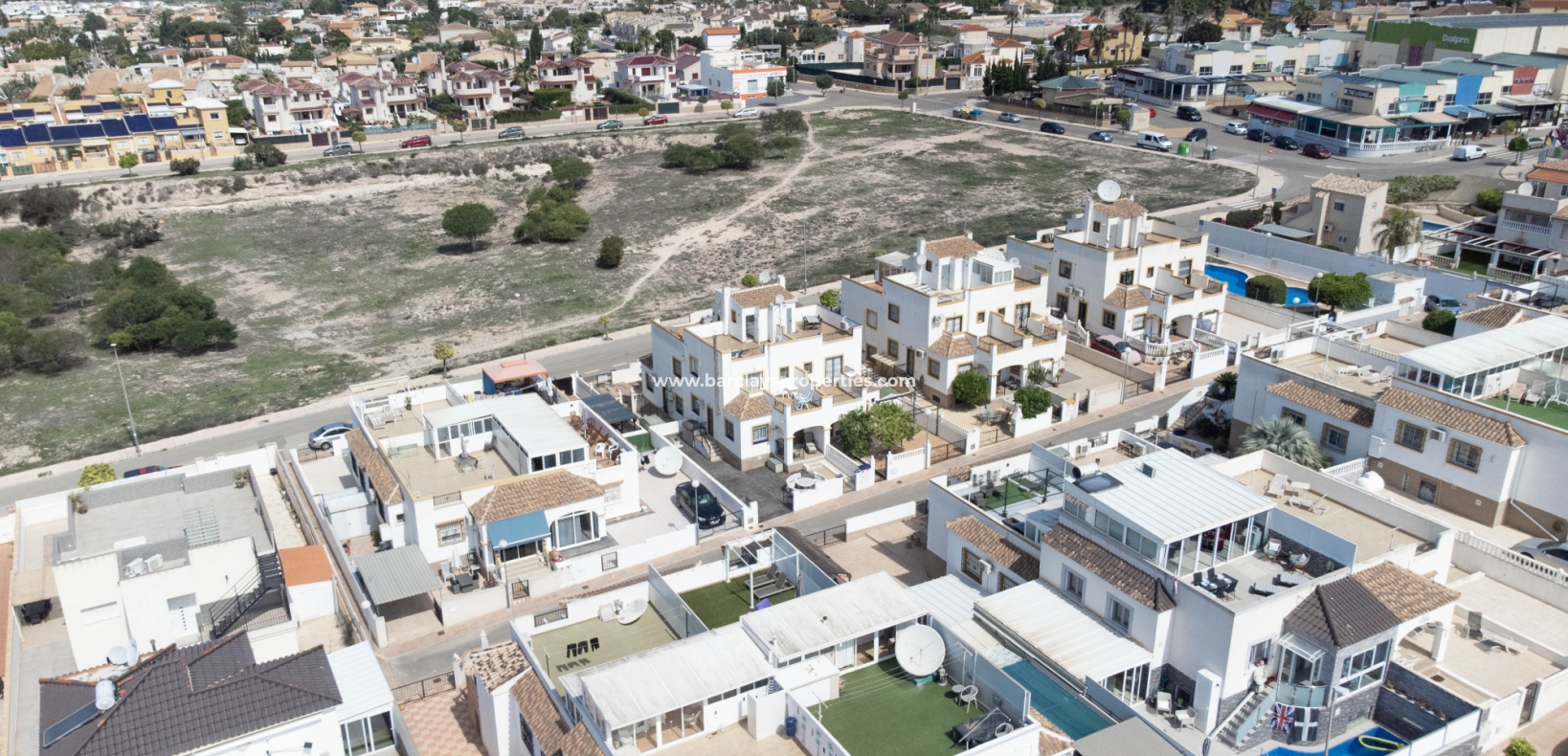 Wederverkoop - Quad - Urb. La Marina