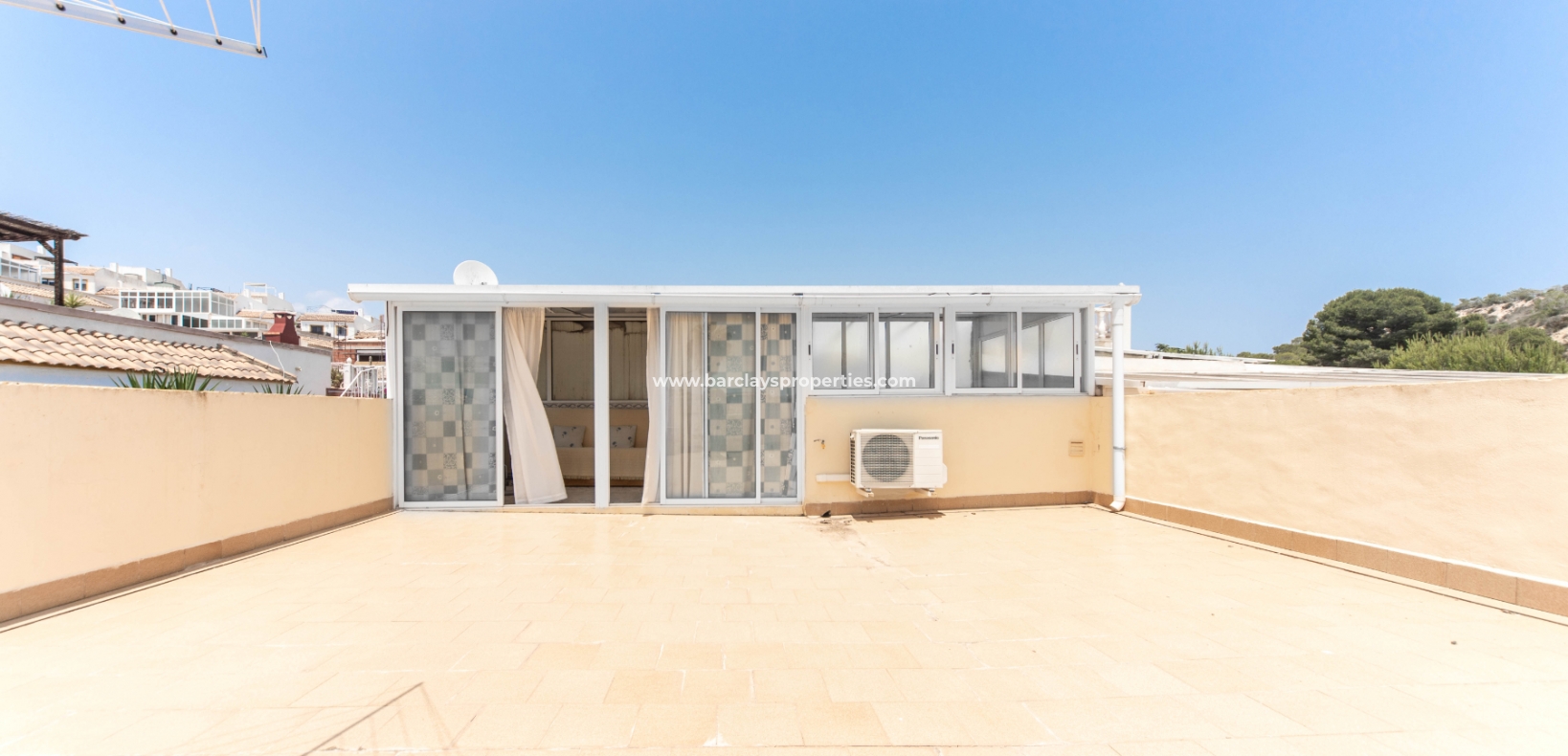 Wederverkoop - Quad - Urb. La Marina